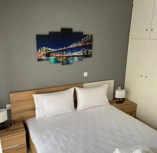 Modern * Kallithea (Chalkidiki)