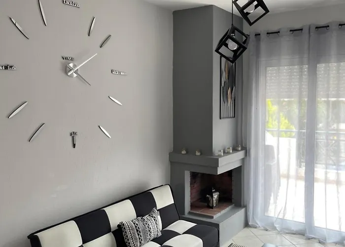 Modern بيت للعطل