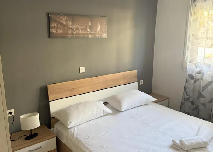 Modern * Kallithea (Chalkidiki)